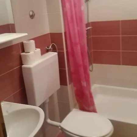 With Parking Space - 6768 Appartamento