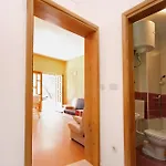 With Parking Space - 6768 דירה מאקרסקה