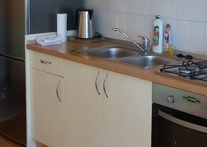 Apartment With Parking Space - 6768 *